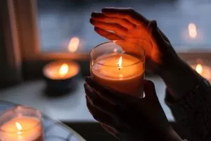 Candle-making activity for a couples date